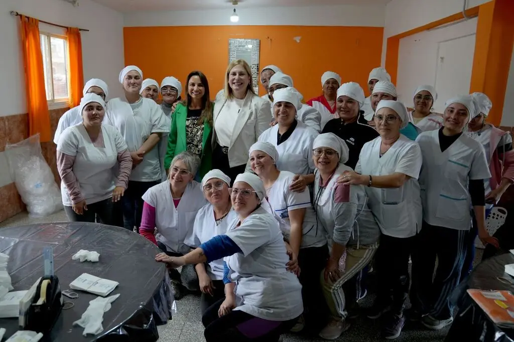 Scaglia encabezó el acto de apertura de sobres para la obra de remodelación del Centro de Salud San Fernando en Granadero Baigorria