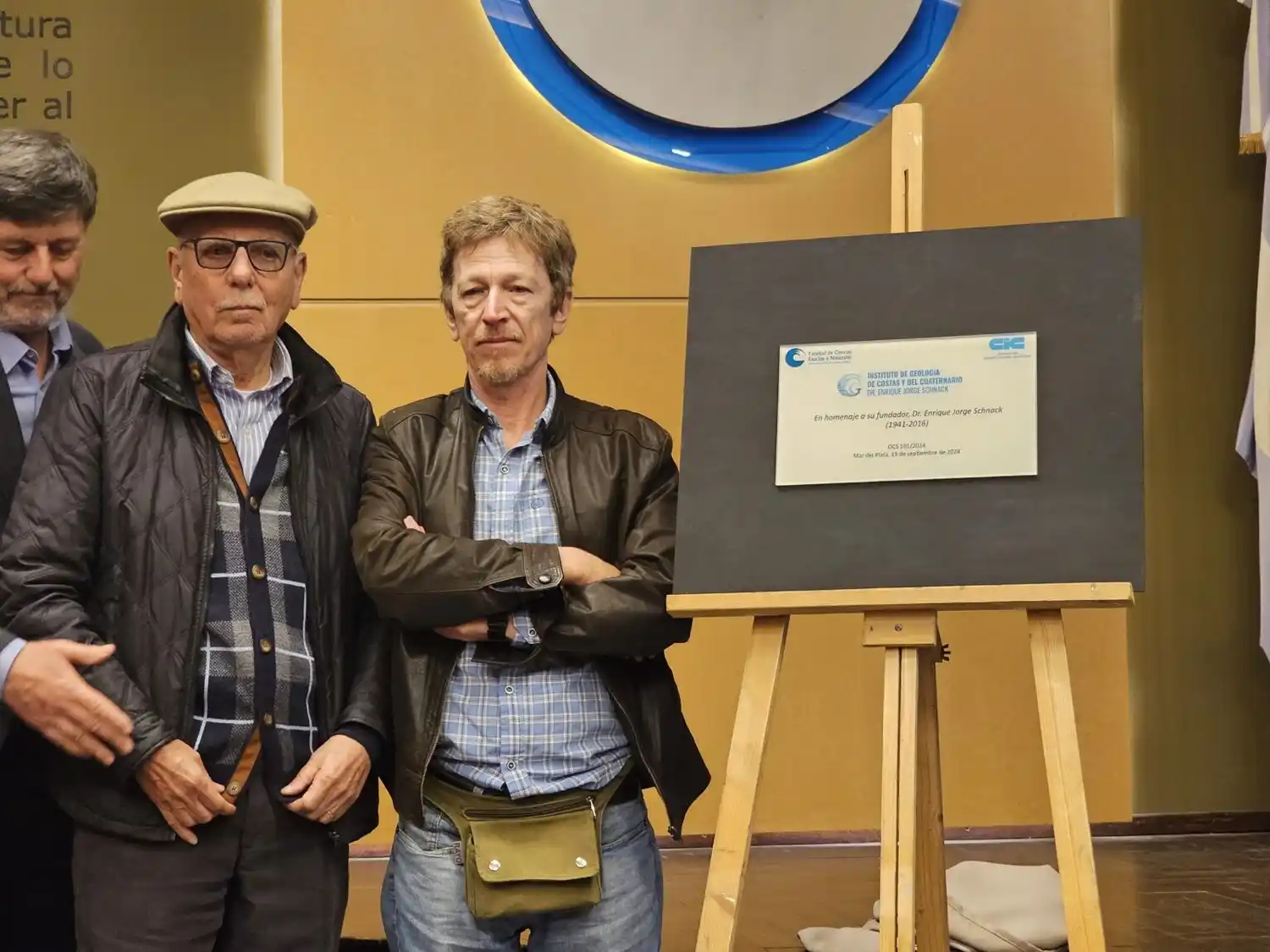 El acto de nombramiento se realizó con la participación de autoridades de la Universidad.