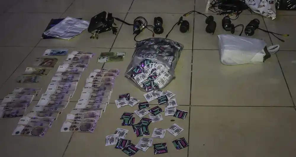 Lanús Este: Liberaron a cuatro mujeres tras un allanamiento en un prostíbulo 
