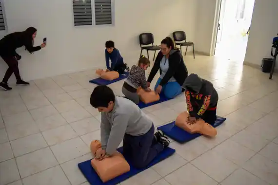 Se dictó un Taller de RCP para niños en el CIC 2