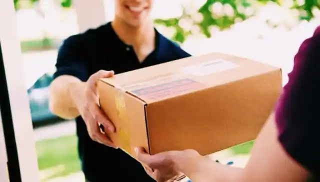 A un año del servicio "Puerta a puerta" ya se recibieron más de 1,4 millones de envíos del exterior