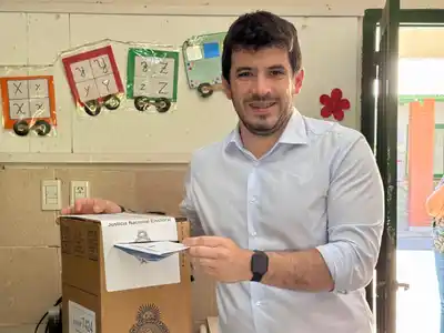 Chiarella: “El electorado se volcó hacia una elección polarizada a nivel nacional”