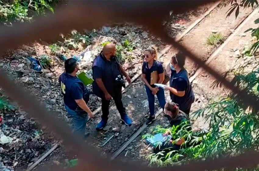 Hallaron una bolsa de basura con restos de una beba mutilada