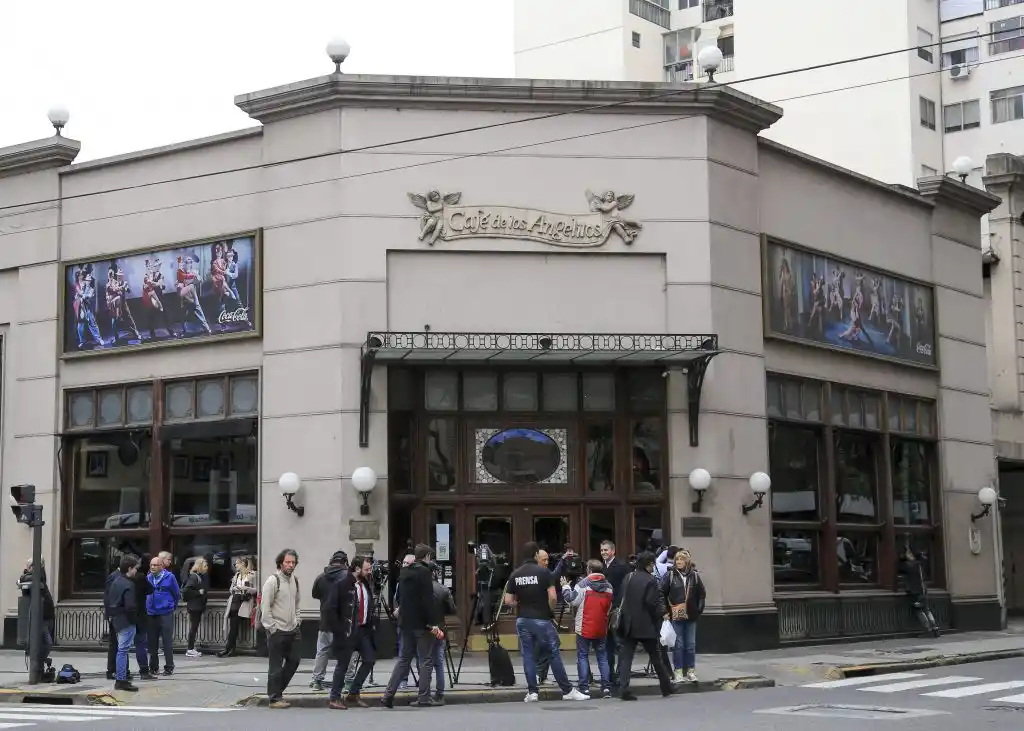 Reclamaron enjuiciar a la viuda y al hijo de Pablo Escobar por lavado de dinero