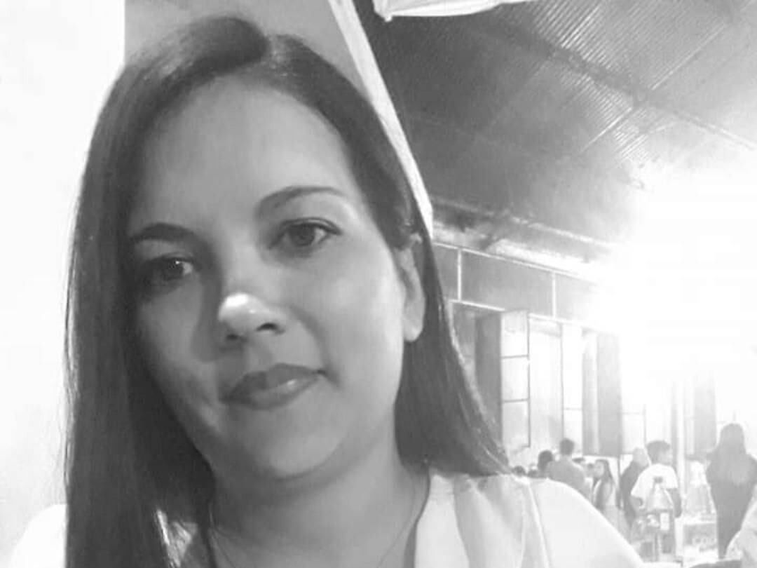 Stella Eidner fue asesinada de varias puñaladas frente a su vivienda de Chile al 1200.