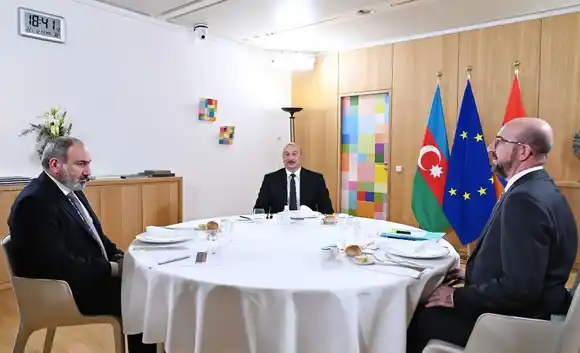 Azerbaiyán y Armenia avanzan hacia una paz estable y duradera