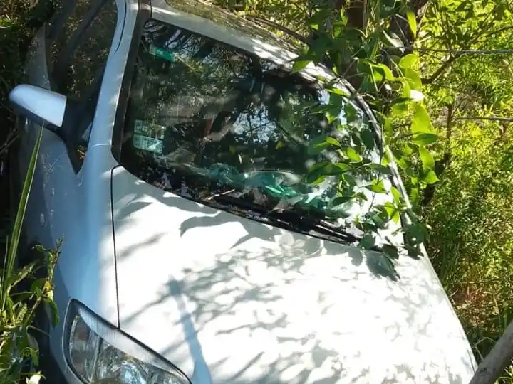 Volcó su auto en el sur entrerriano y tuvo que caminar varios kilómetros porque nadie lo veía