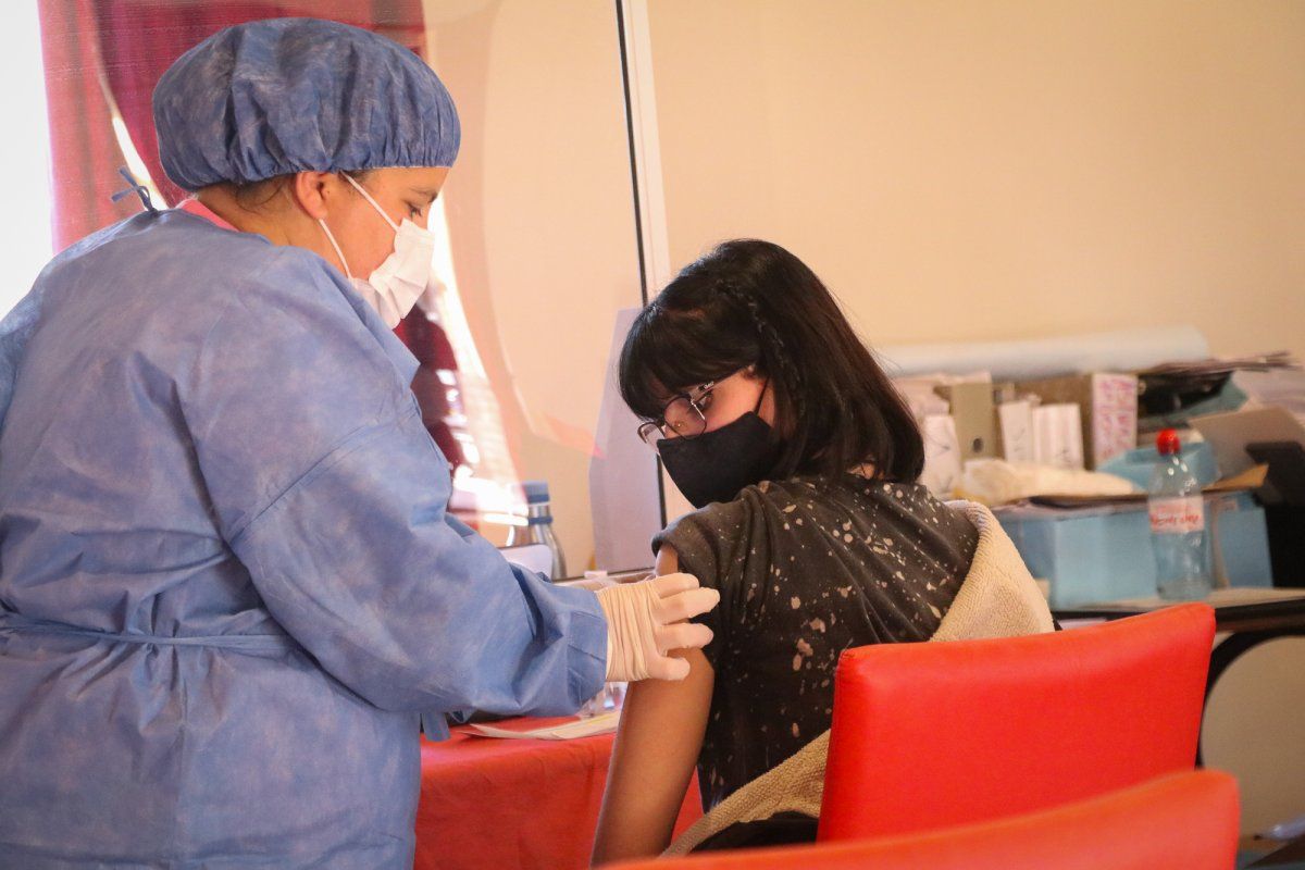 Con casi 100.000 dosis aplicadas, el avance de la vacunación posibilitó la baja de contagios e internaciones en Gualeguaychú