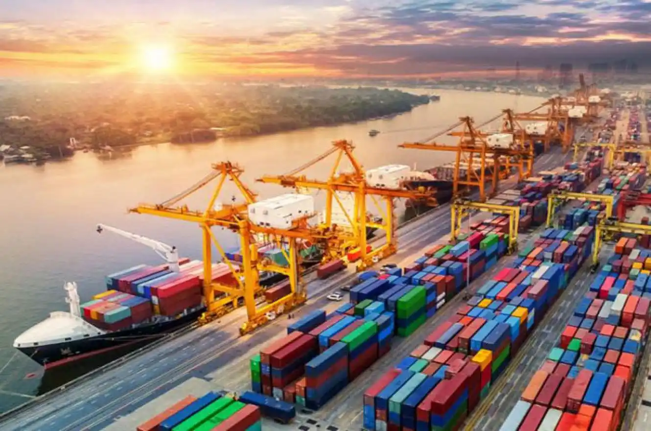 El Gobierno provincial delinea políticas para exportar productos regionales