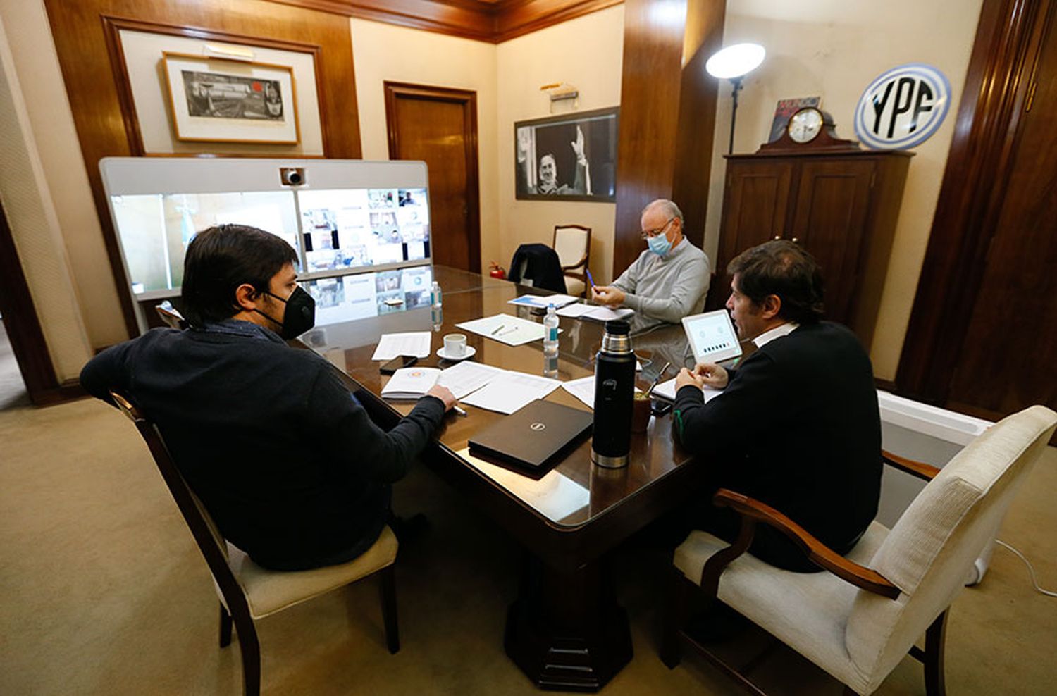 Kicillof mantuvo un encuentro con los directores de los hospitales provinciales