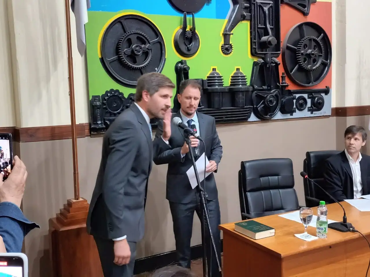 Meardi, en la jura como concejal, ahora hará lo propio con la Constitución provincial.