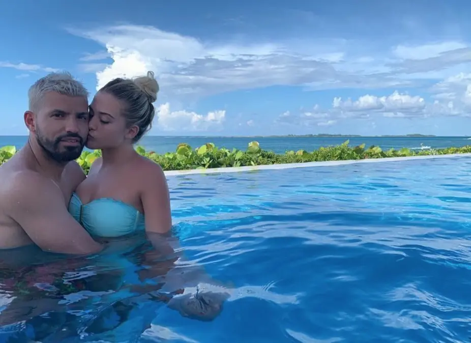Quién es Sofía Calzetti, la novia de 23 años del Kun Agüero