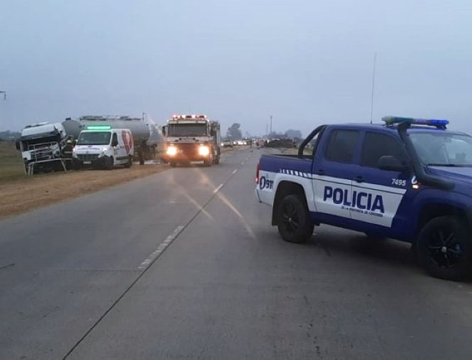 El trágico choque ocurrió sobre la ruta 1, entre Brinkmann y Vignaud. (Foto: FM 102.9)