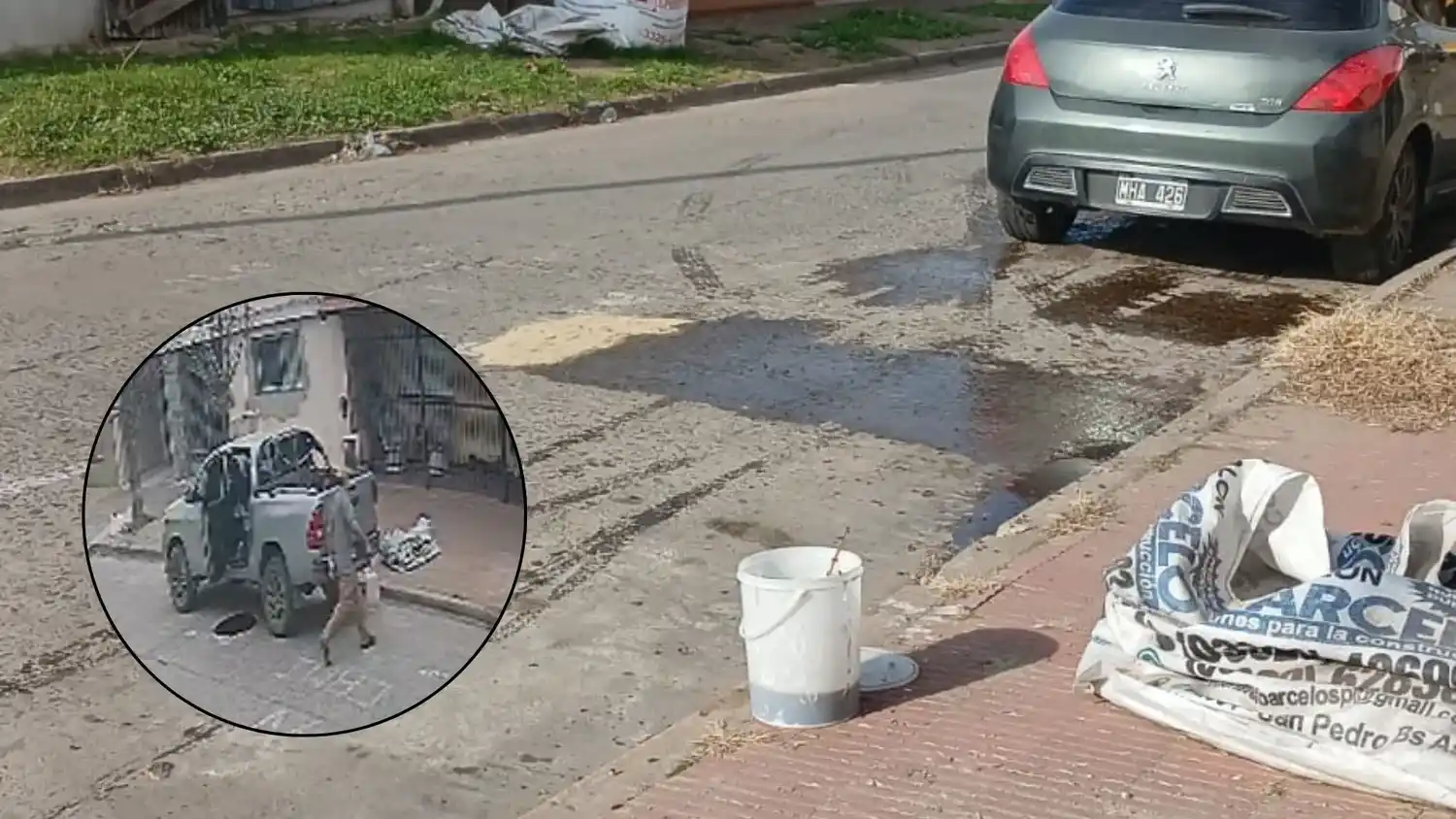 La miel derramada sobre el pavimento que alteró a vecinos de Riobamba 600.