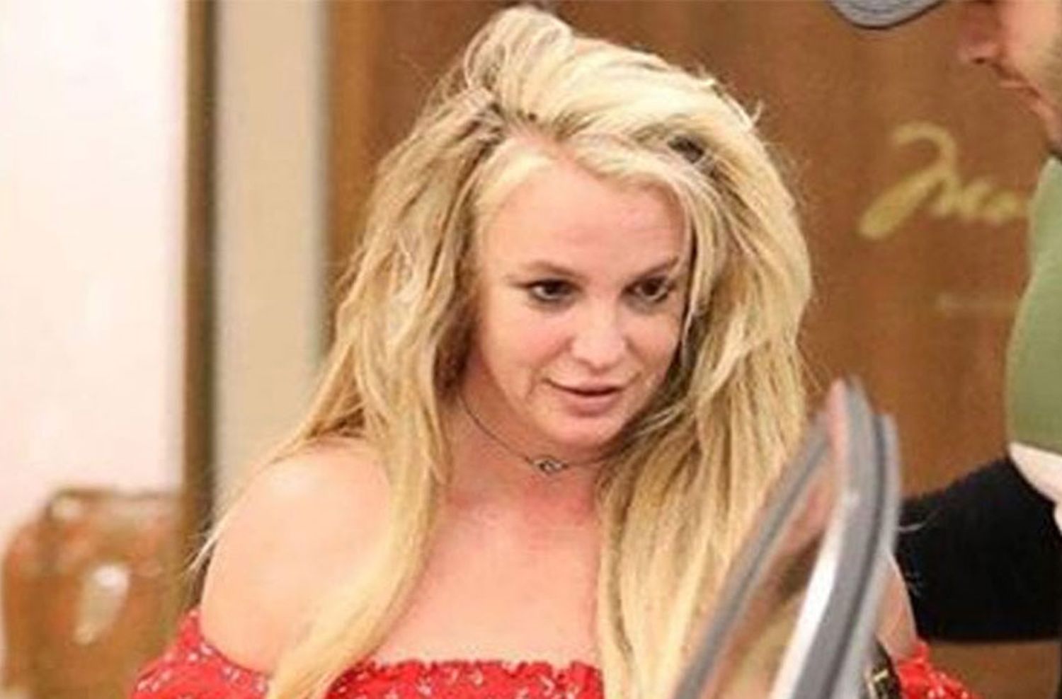 Salen a la luz estremecedoras imágenes de Britney Spears a la salida de un psiquiátrico