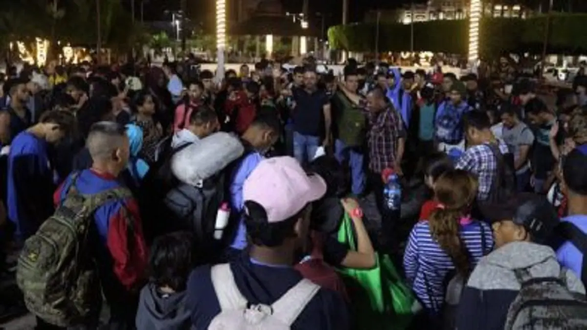 ¡HAY VARIOS VENEZOLANOS! Pese a las deportaciones caravana de migrantes insiste en llegar a EE.UU.