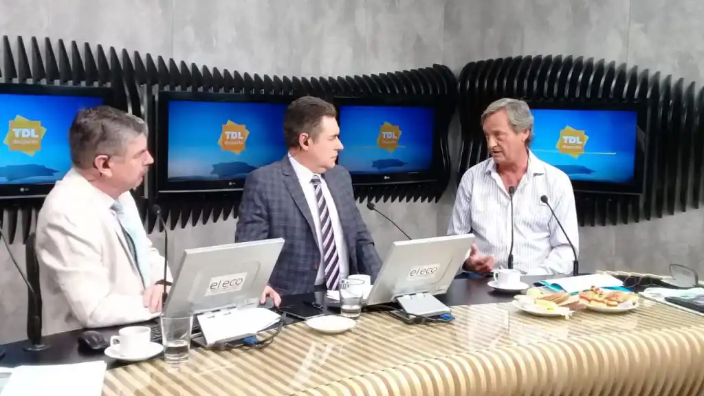 Dr Juan Pablo Frolik en el desayuno de Tandil Despierta
