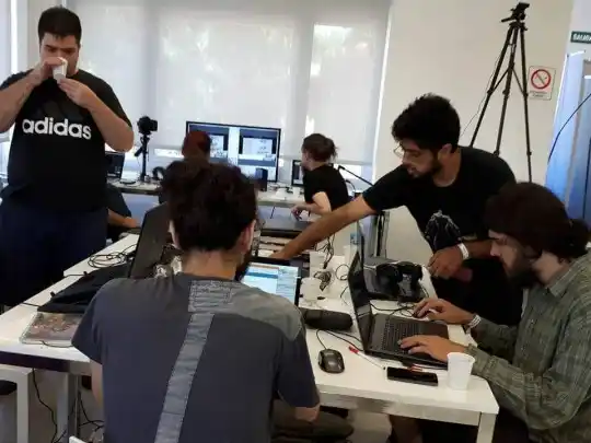El evento de creación de videojuegos más grande del mundo llega a Zona i