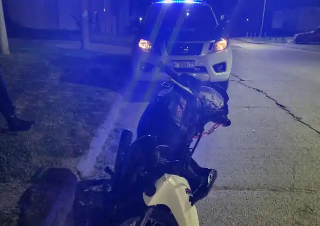 Un adolescente de Gualeguaychú manejaba una moto robada hace un año