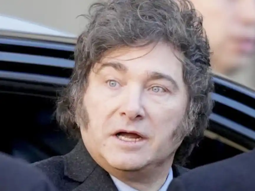 Milei se desmarca del escándalo $LIBRA y admite "no me puedo dar el lujo de cometer esos errores"