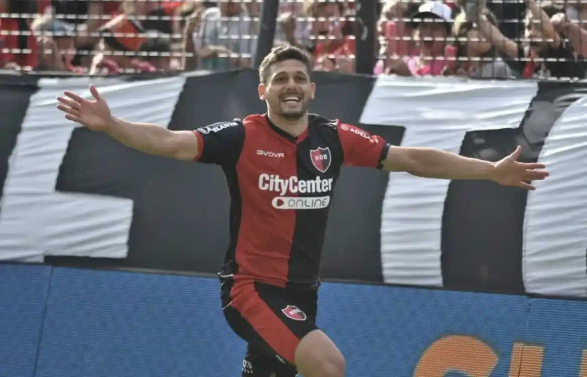 El tandilense Juan Manuel García se somete a revisión médica y será adquisición de Huracán