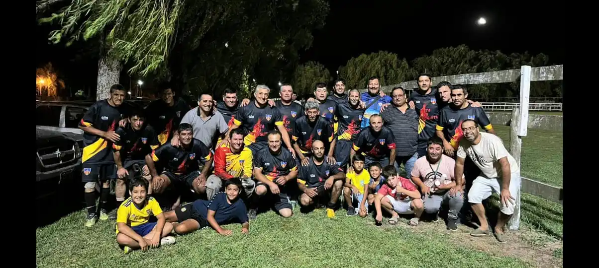 Final del Torneo de Fútbol Senior en 
Yaguarí: Copa Aniversario "El Morocho"