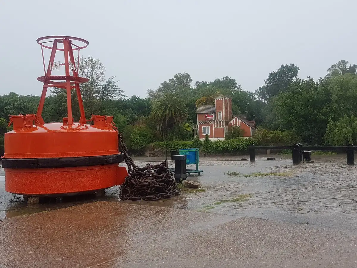 Noche de lluvia y truenos: ¿Cómo seguirá el tiempo en Gualeguaychú?