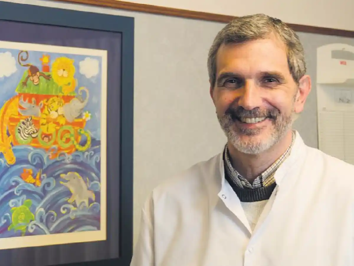 El pediatra Enrique Orschanski brindará una charla sobre tecnoadicciones en nuestra ciudad