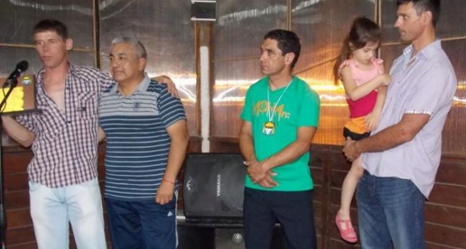 Merecido homenaje  a Cristian Basualdo