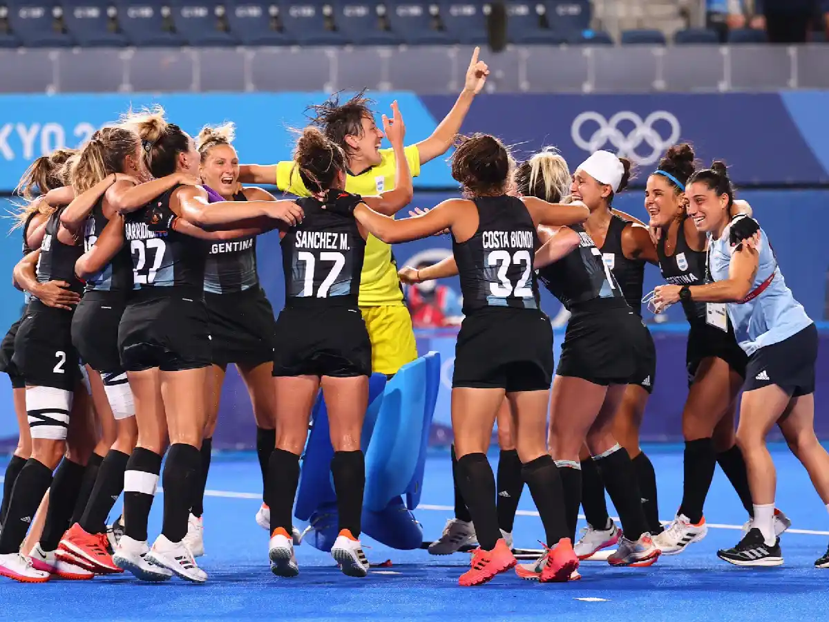 Las Leonas se aseguraron una medalla e irán por el oro en Tokio