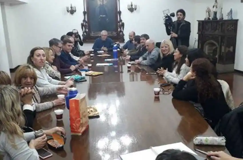 Gremios locales se reunieron y definieron las medidas a tomar el 29 de mayo