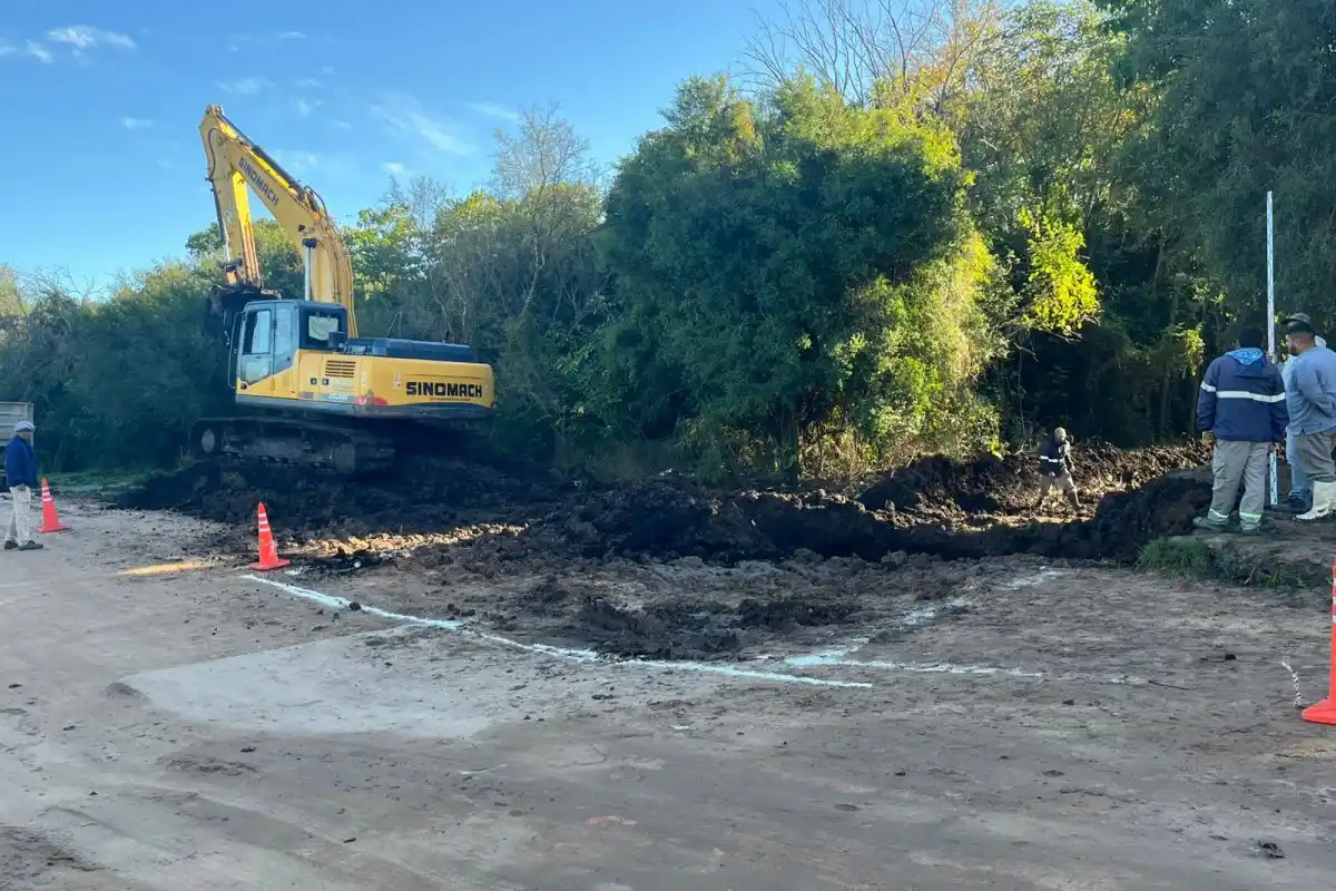 Realizan una obra para mejorar el acceso al barrio de las 30 nuevas viviendas