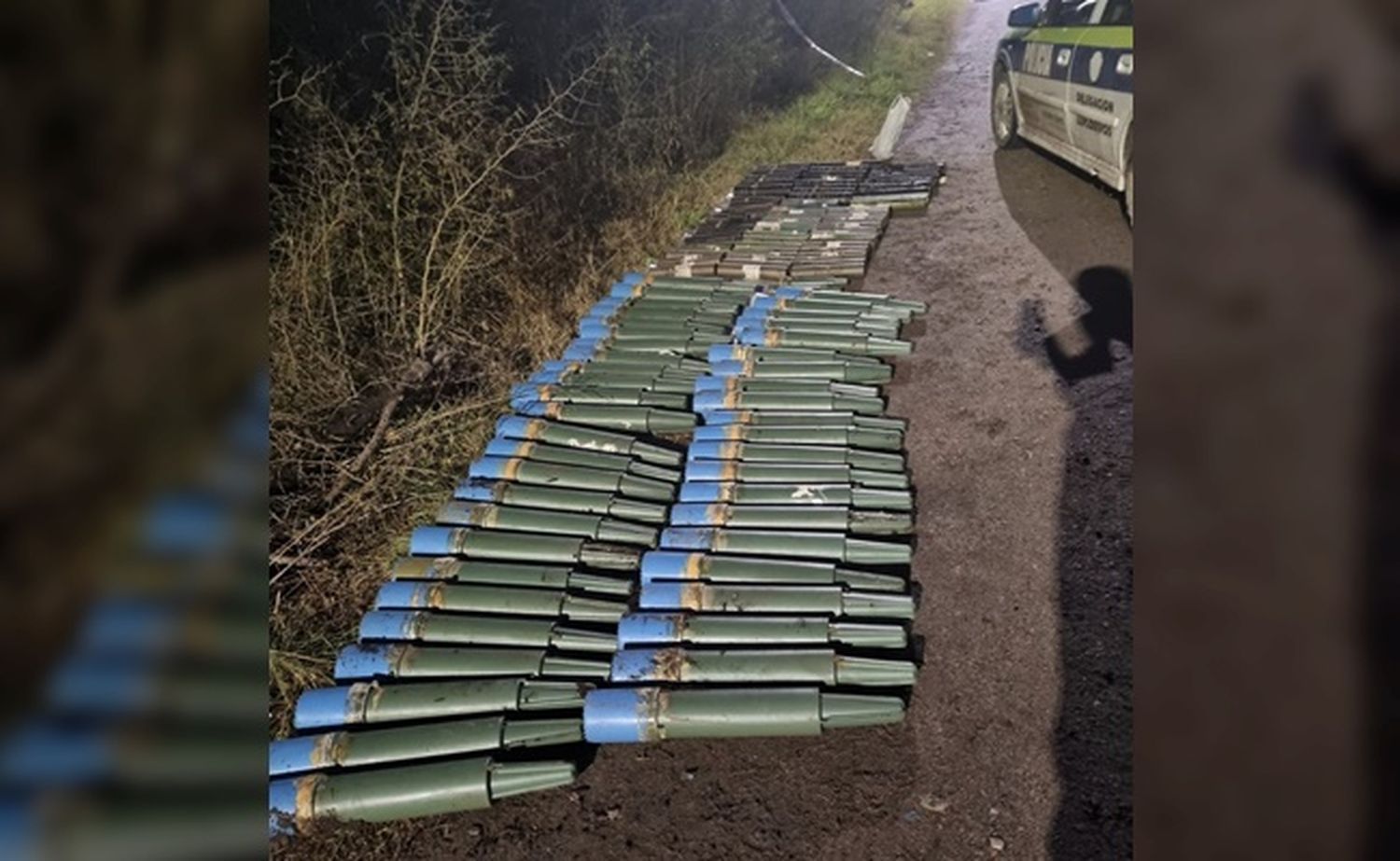 Impresionante arsenal hallado en Ezeiza: Encontraron 46 granadas y más de 70 cohetes
