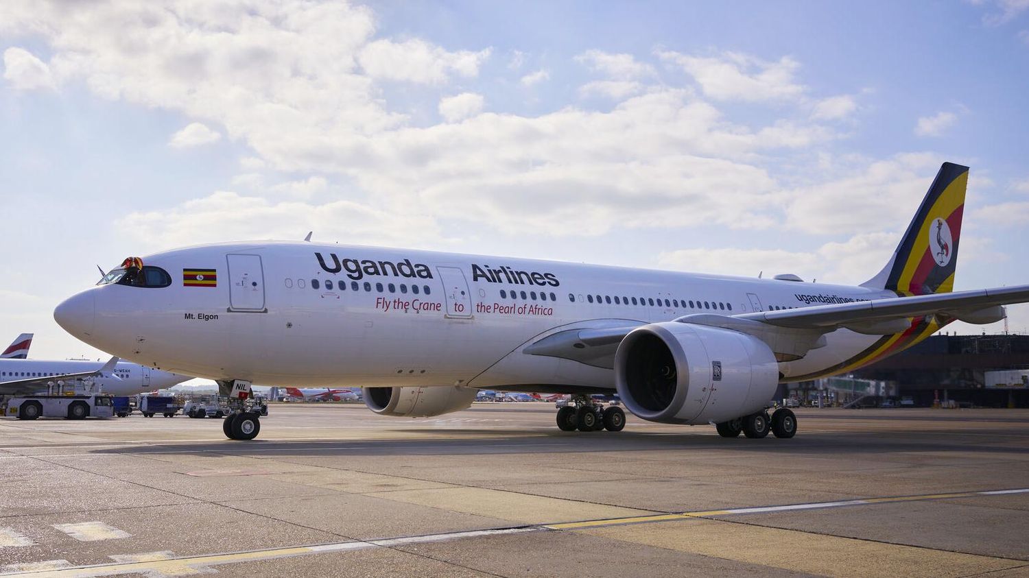 Airbus A330-800 (5X-NIL) de Uganda Airlines (Foto: Gatwick Airport)