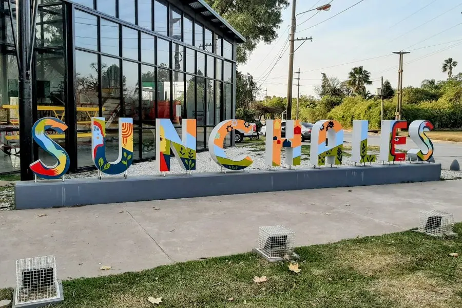 La Municipalidad de Sunchales, al servicio: atienden a vecinos para el registro de subsidios y suscripción a boletas digitales