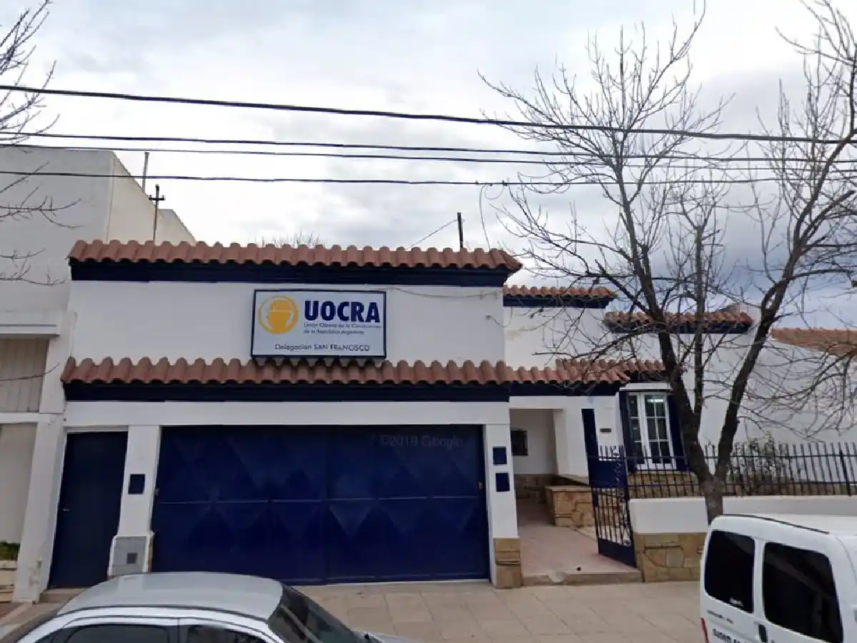 Robaron una garrafa y una cafetera de la sede de Uocra  