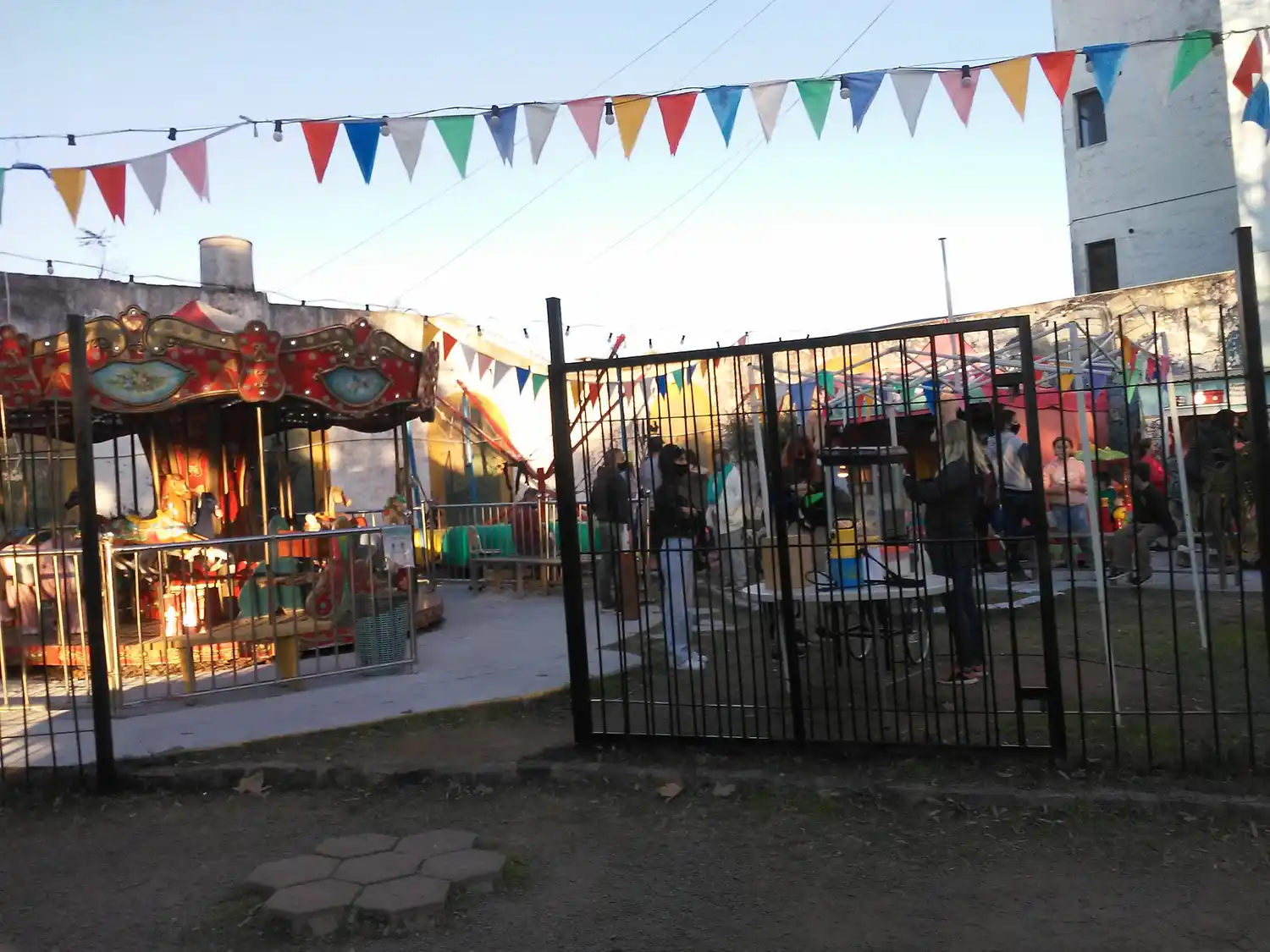 En Libres del Sur y Mitre: La Calesita sufrió nuevo robo