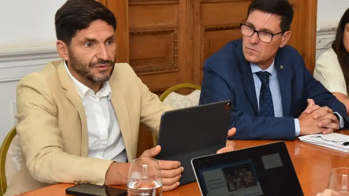 "Estamos invirtiendo los recursos públicos para mejorar la calidad educativa de todos los santafesinos”, indicó el gobernador. Foto: GSF