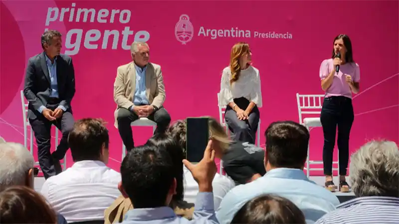 AUH: Fernández lanzó la ampliación de cobro para niños sin cuidados parentales