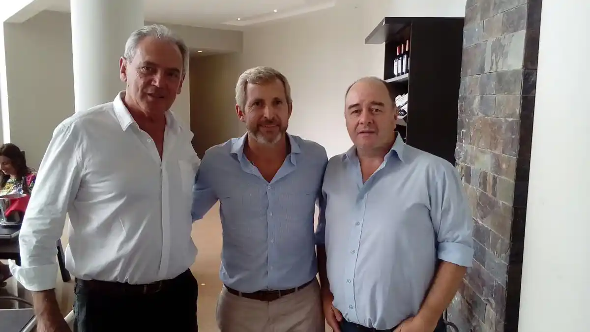 Tarifa eléctrica y desdoblamiento electoral, dos de los temas que trató Frigerio con Cambiemos en Entre Ríos