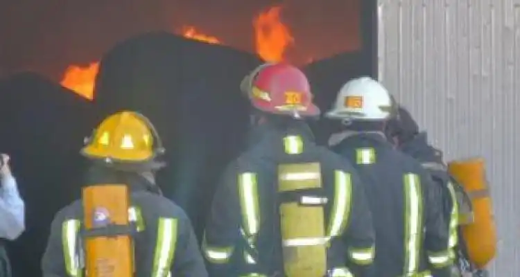 Destrucción total en un depósito de Coplac