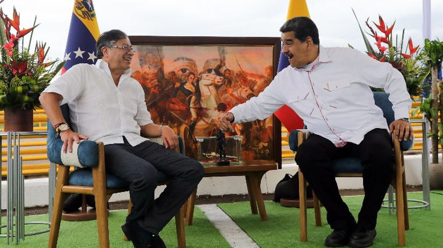 El por qué Maduro se negó a pisar suelo colombiano en reunión con Petro