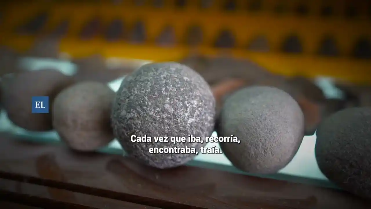 Restos óseos y hasta un meteorito: los increíbles hallazgos que Arroyo Aguiar guarda como tesoros