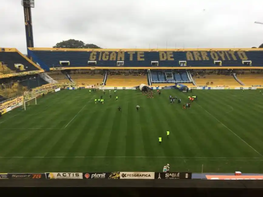 Central sin público: comerciantes de Arroyito señalaron que el partido a puertas cerradas los afecta