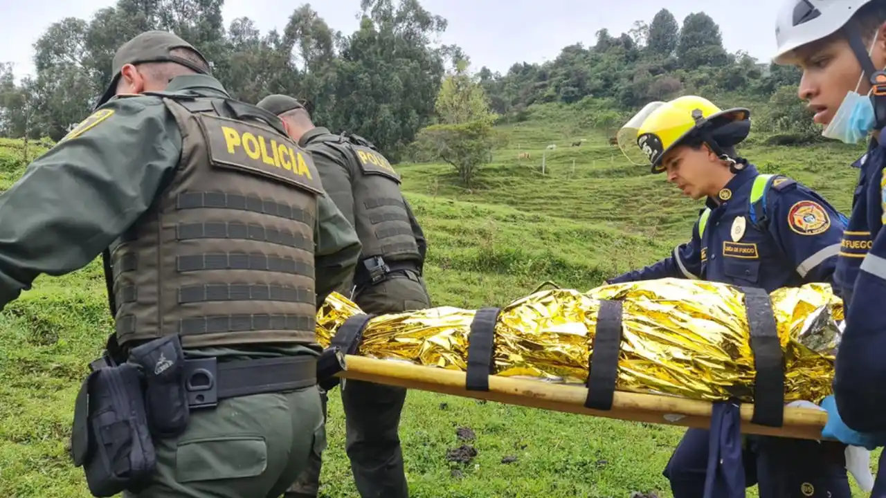 Rescatan anciano que estuvo perdido en los bosques antioqueños