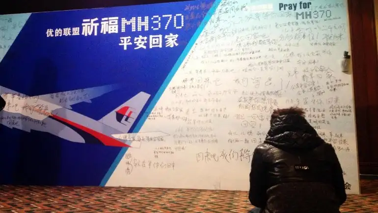 Oficial: el avión de Malasia se estrelló en el sur del Océano Índico y no hay sobrevivientes
