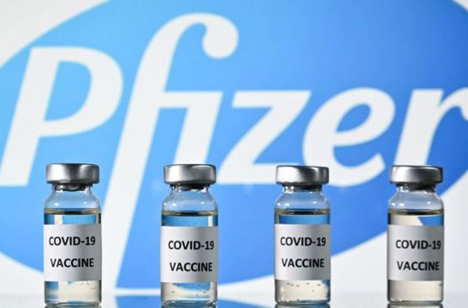 El Gobierno anticipó que las primeras vacunas de Pfizer llegarán a partir de septiembre