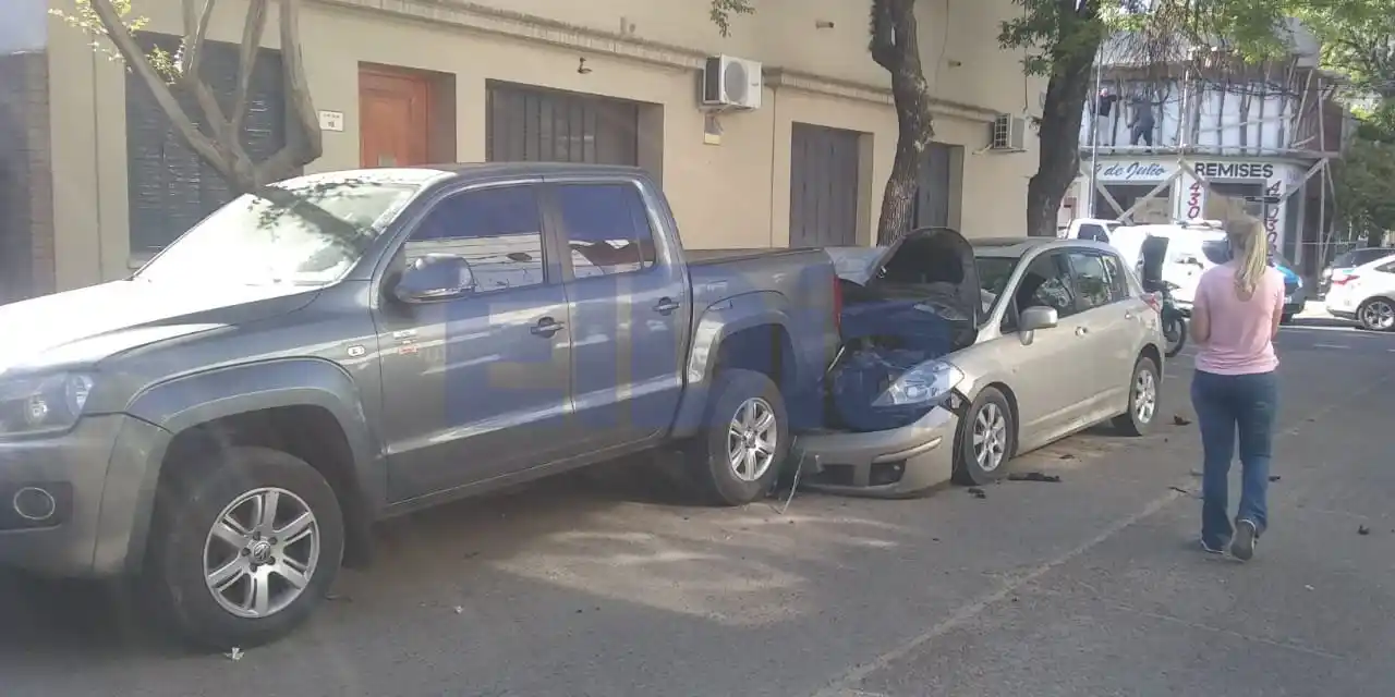 Un hombre falleció tras protagonizar un triple choque en el centro de la ciudad