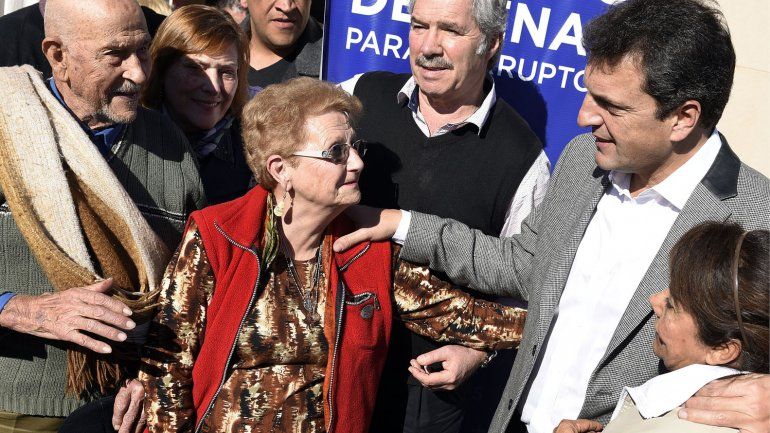 En los pagos de Sabbatella, Sergio Massa apuntó contra Aníbal Fernández