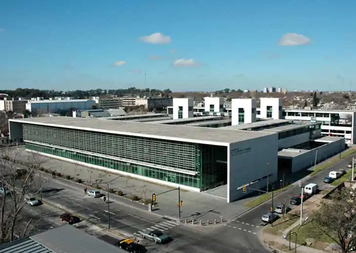 Evalúan sumar al Heca y al Centenario a la atención de Covid